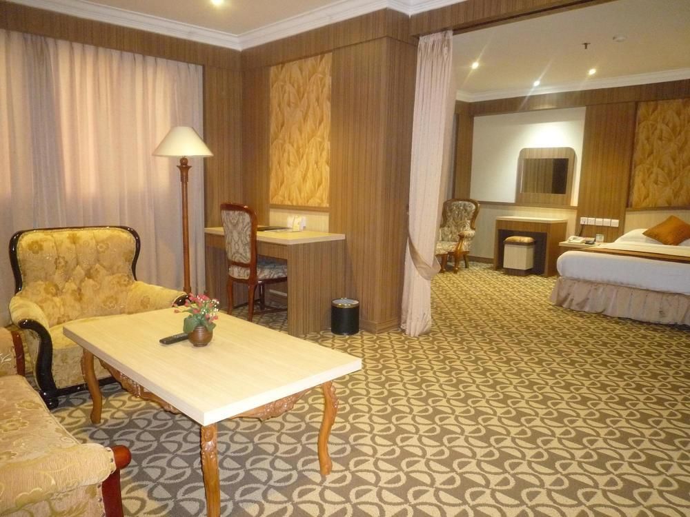 Formosa Hotel Batam Luaran gambar