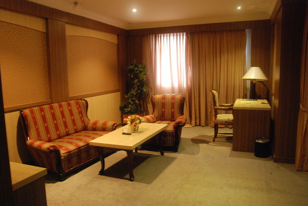 Formosa Hotel Batam Luaran gambar